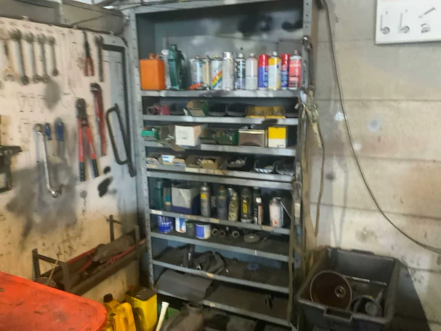 Garage inventaris - afbeelding 34 van  42