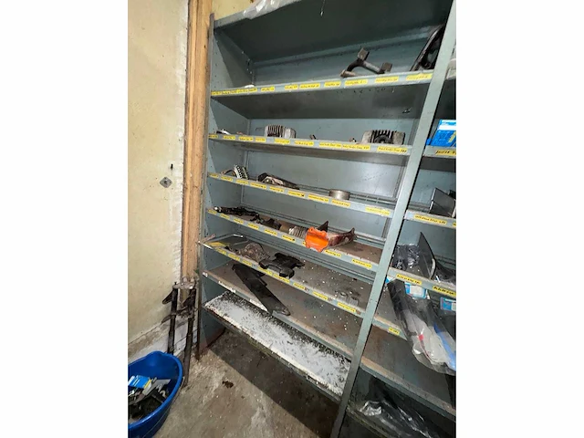 Garage magazijn voorraad & gereedschap - afbeelding 11 van  50