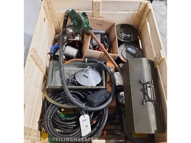 Garageinventaris en gereedschap - afbeelding 8 van  8