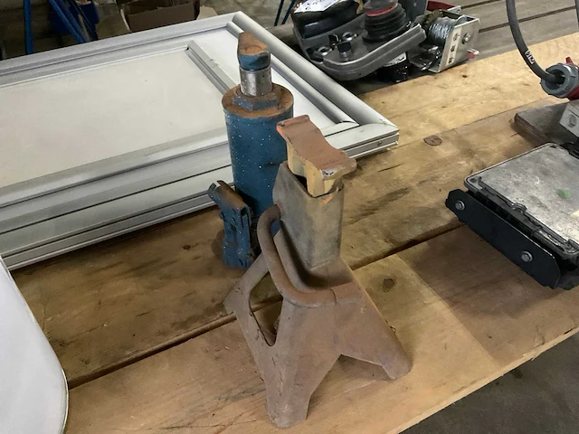 Garagekrik met assteun - afbeelding 2 van  3