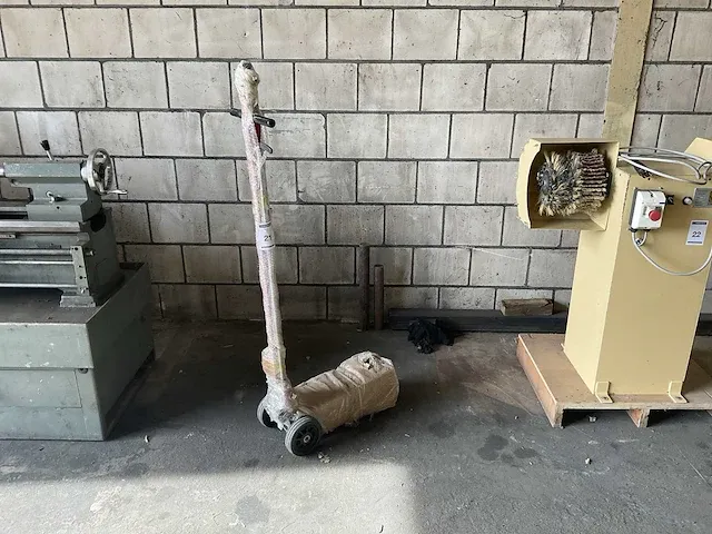 Garagekrik - afbeelding 1 van  4