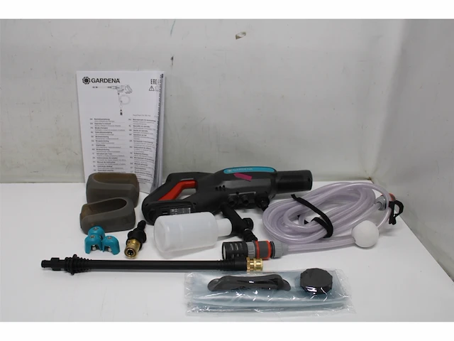 Gardena accu medium drukreiniger aquaclean 24/18 v p4a premium set - afbeelding 5 van  6