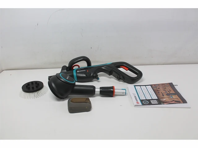 Gardena aquabrush compact accu-multireiniger 02/18v p4a solo reinigingsapparaat - afbeelding 4 van  4