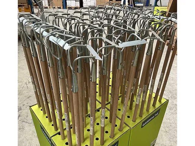 Gardenline talen tools beugelhak 16 cm met steel 140 cm (70x) - afbeelding 2 van  4