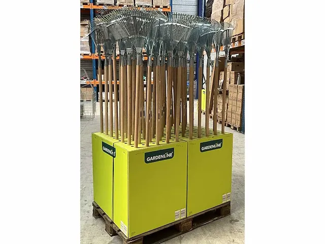 Gardenline talen tools verstelbare gazonhark, verzinkt, 22 tands, inclusief steel 130cm (70x) - afbeelding 1 van  5