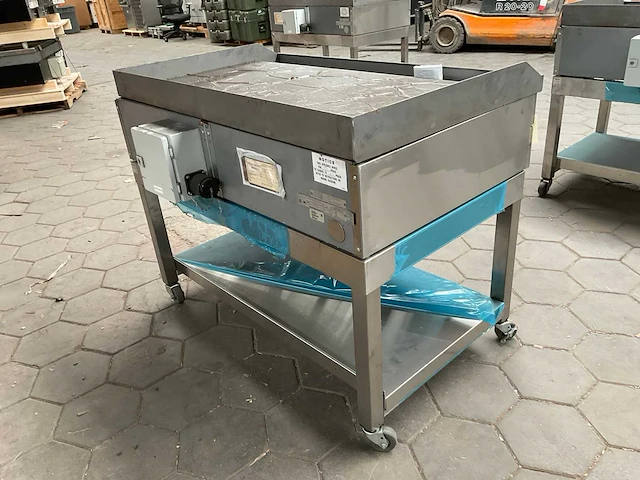 Garland e24-48g grill- en bakplaat - afbeelding 4 van  9