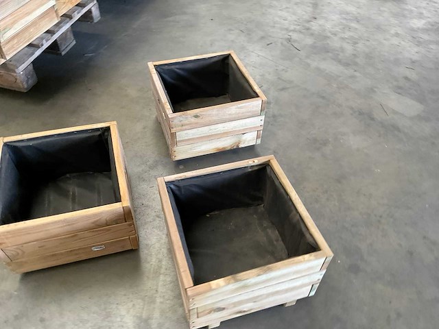 Garlux bloembak geïmpregneerd vuren 40x40x28 cm (3x) - afbeelding 10 van  12