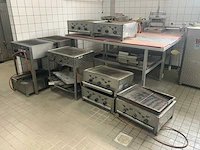 Gas barbecue (9x) - afbeelding 1 van  10