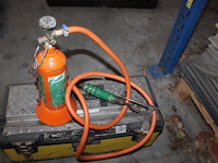 Gasbranderset in koffer. - afbeelding 2 van  2