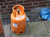 Gasfles 5 kg met houdbaarheidsdatum 2030. - afbeelding 2 van  2