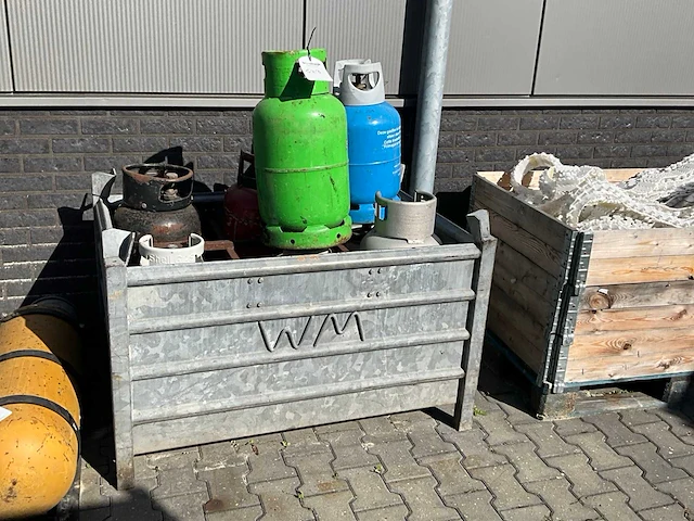 Gasfles (8x) - afbeelding 1 van  4