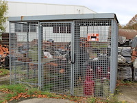 Gashok met loopdeur. afmeting 210 x 310 x 220 cm. - afbeelding 1 van  3