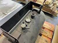 Gastank en elektriciteit kast - afbeelding 3 van  5