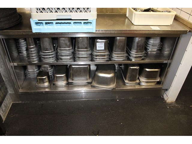 Gastronorm bakken in diverse maten ruim 150 stuks. - afbeelding 1 van  4