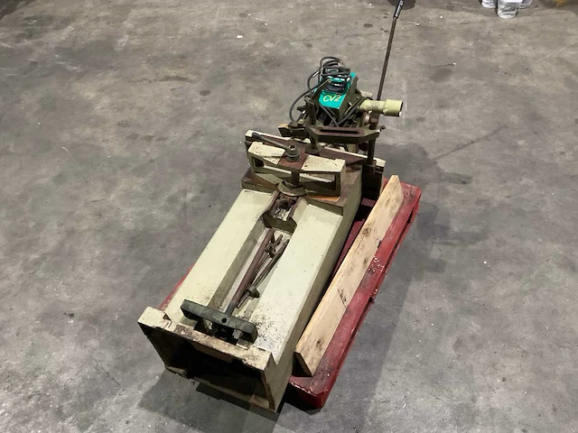 Gatensteek machine - afbeelding 1 van  15