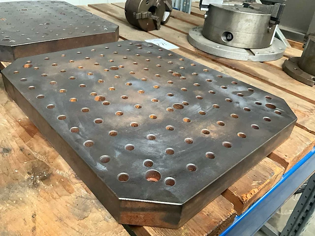 Gatpatroon / rasterboring - afbeelding 1 van  3