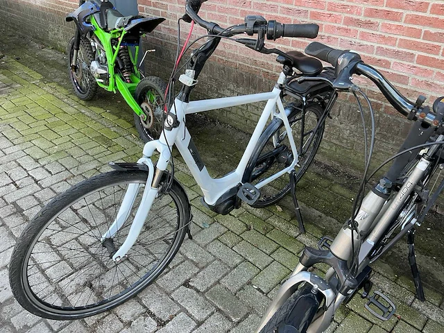 Gazelle, trek, elektrische fietsen (4x) - afbeelding 6 van  9