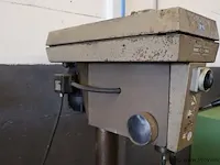 Gb kolomboormachine met machineklem - afbeelding 6 van  9
