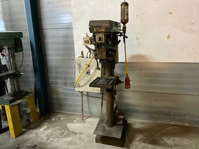 Gb tapmachinne - afbeelding 1 van  10