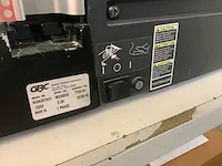 Gbc - magnapunch - papierponsmachine - afbeelding 4 van  5