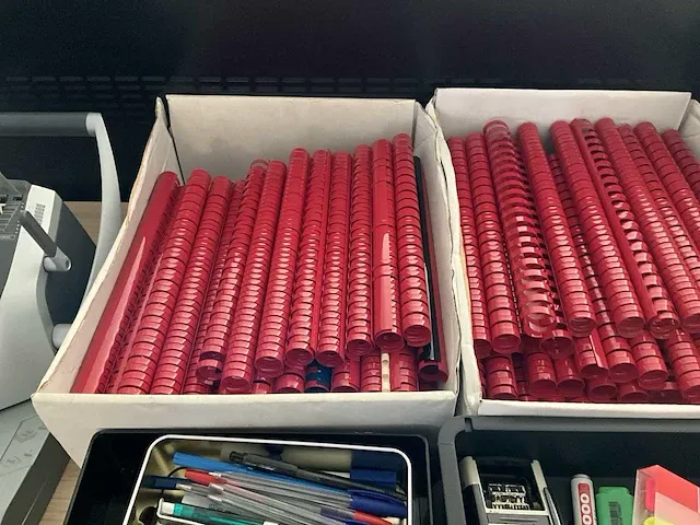 Gbc c110 ringbinder en kantoorgerief - afbeelding 2 van  5
