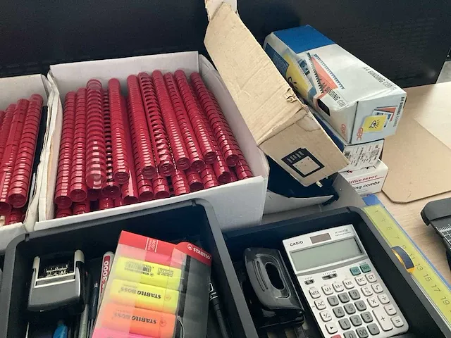 Gbc c110 ringbinder en kantoorgerief - afbeelding 3 van  5