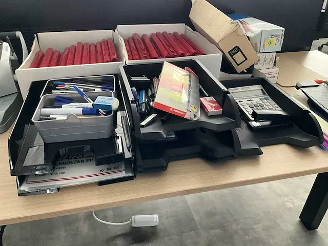Gbc c110 ringbinder en kantoorgerief - afbeelding 4 van  5