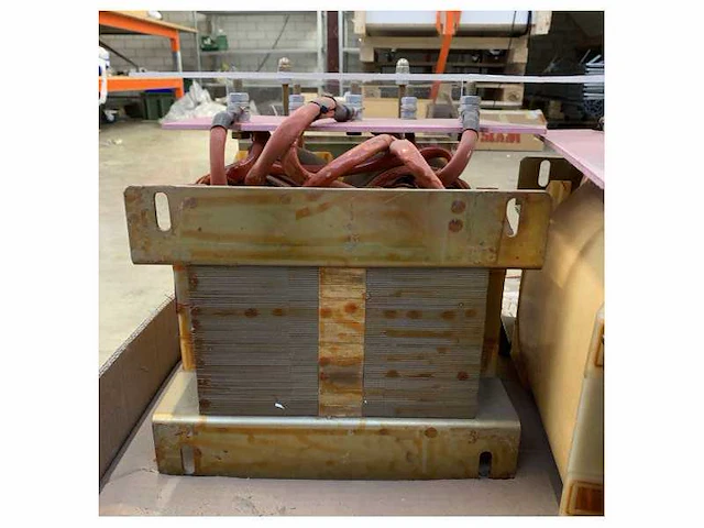 Gbt cd.tmn025kctn02 transformer 25kva 240v single phase - afbeelding 5 van  7