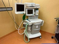 Ge datex ohmeda s/5 avance anesthesie machine