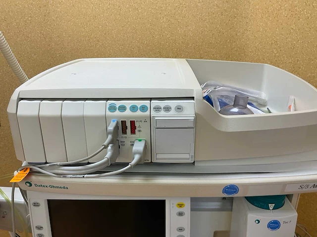 Ge datex ohmeda s/5 avance anesthesie machine - afbeelding 6 van  14