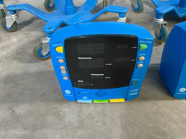 Ge heakthcare dynamap v100 bloeddrukmeter (6x) - afbeelding 13 van  15