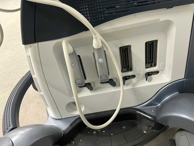 Ge healthcare - voluson s6 - echo toestel - afbeelding 3 van  8