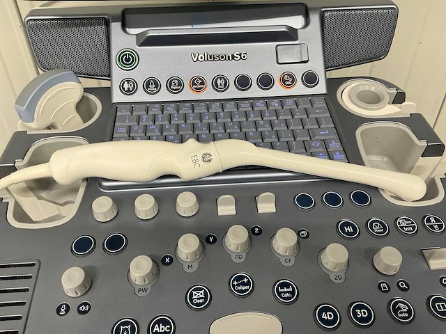 Ge healthcare - voluson s6 - echo toestel - afbeelding 4 van  8