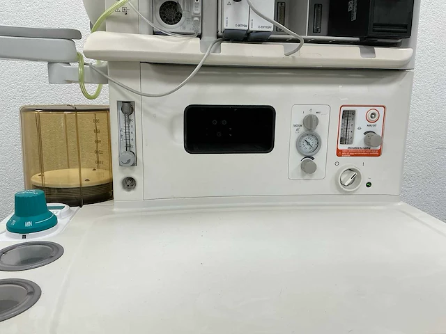 Ge healthcare aisys carestation anesthesie toestel incl. gas-module - afbeelding 13 van  13