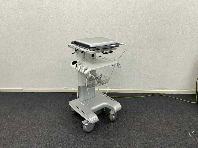 Ge healthcare vivid-i echocardiografie toestel - afbeelding 6 van  9