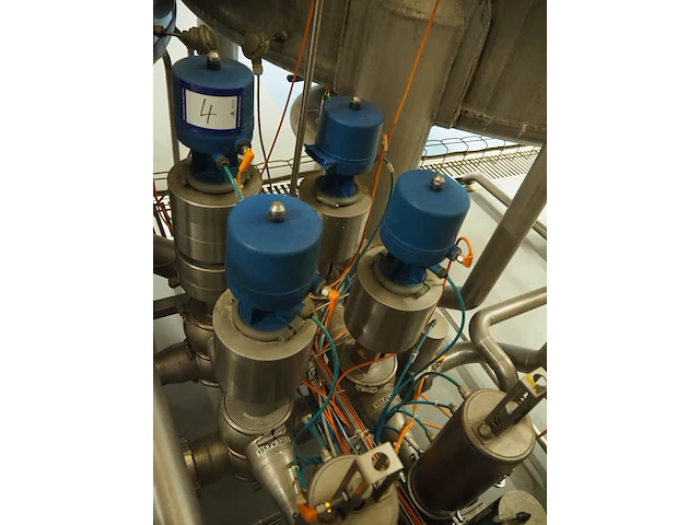Gea - afbeelding 3 van  4