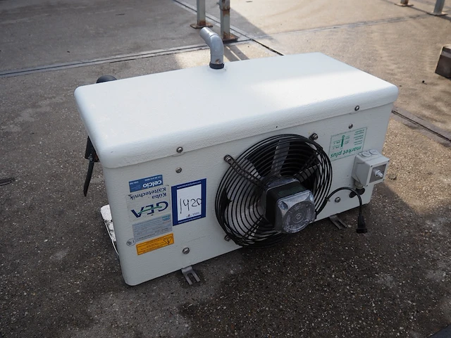 Gea - afbeelding 1 van  7