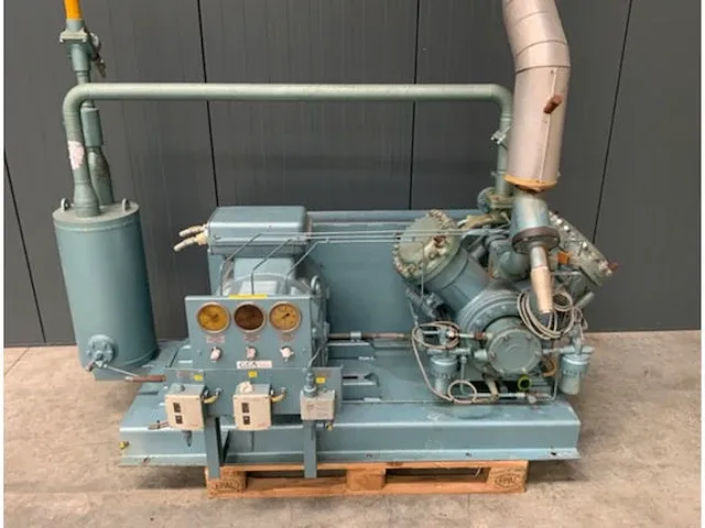 Gea/grasso rc49 koelcompressor nh3 - afbeelding 1 van  6