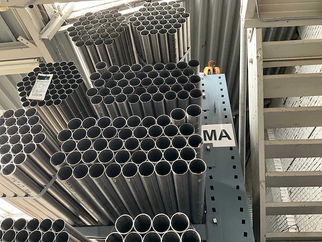 Gealuminiseerd stalen buis 76,2x2mm l:6000mm (90x) - afbeelding 1 van  3