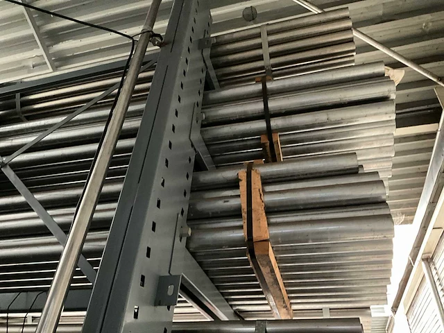 Gealuminiseerd stalen buis 76,2x2mm l:6000mm (90x) - afbeelding 2 van  3