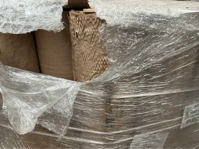 Geami wrappak verpakkingsmateriaal machine - afbeelding 4 van  4
