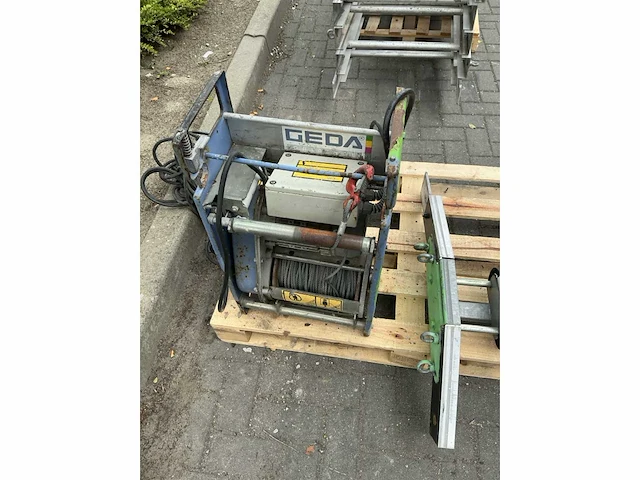 Geba lift 200 standaard bouwlift - afbeelding 10 van  11