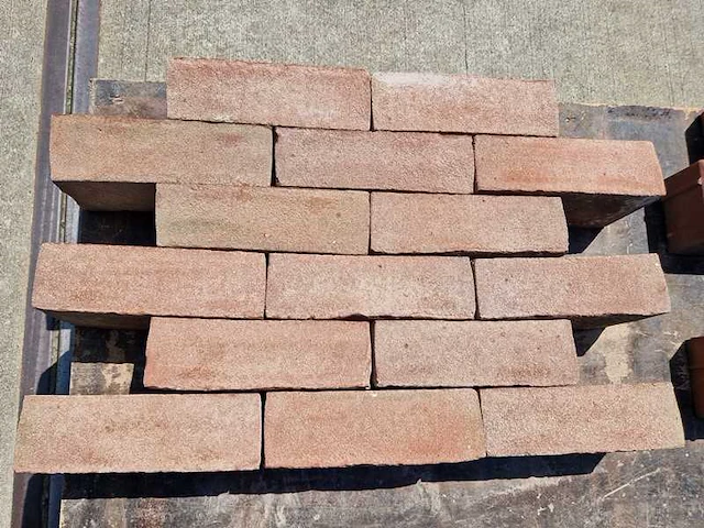 Gebakken stenen (ca. 7m²) - afbeelding 1 van  1