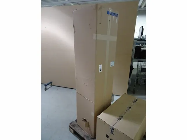 Geberit - renova plan - badkamerkast - afbeelding 2 van  3