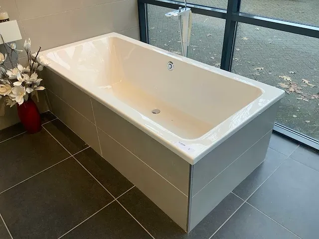 Geberit acanto ligbad - afbeelding 1 van  7