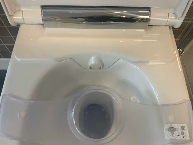 Geberit aquaclean sela toilet - afbeelding 7 van  11