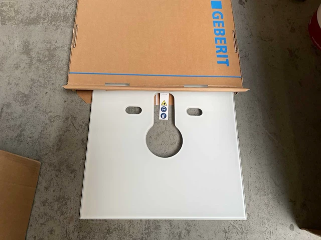 Geberit monolith module glas wit aluminium - afbeelding 5 van  5