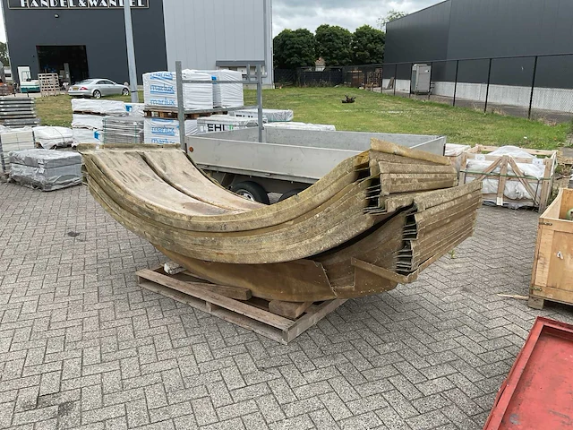 Gebogen dakplaten (25x) - afbeelding 1 van  7