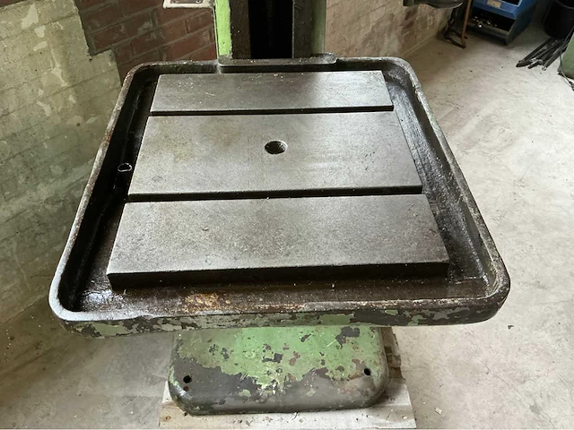 Gebr. reinhold gera, georg stenzel berlin kolomboormachine met machinebankklem - afbeelding 2 van  26