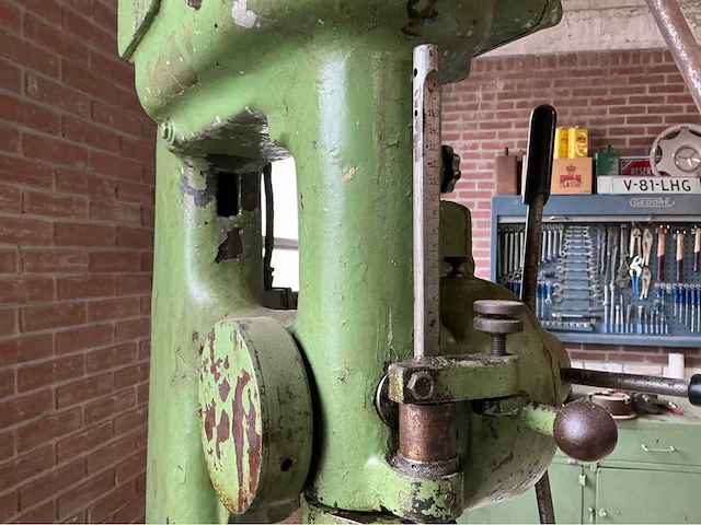 Gebr. reinhold gera, georg stenzel berlin kolomboormachine met machinebankklem - afbeelding 6 van  26